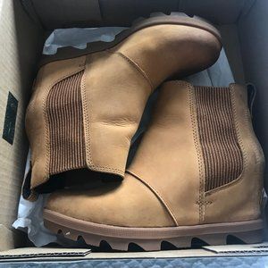 Sorel Joan of Arctic Chelsea Bootie Camel Sz 6.5